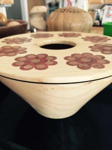 Completely non-functional bowl, but I do like the look of it.