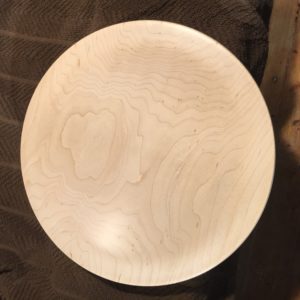 Top view of the maple plate. Love the way the grain runs in pretty good symmetry. If you could feel this, it has just the right weigh to it.